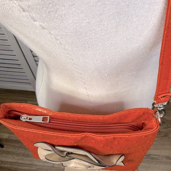 Faux Ostrich Leather Crossbody Purse Orange with Tan Flower - Picture 3 of 8